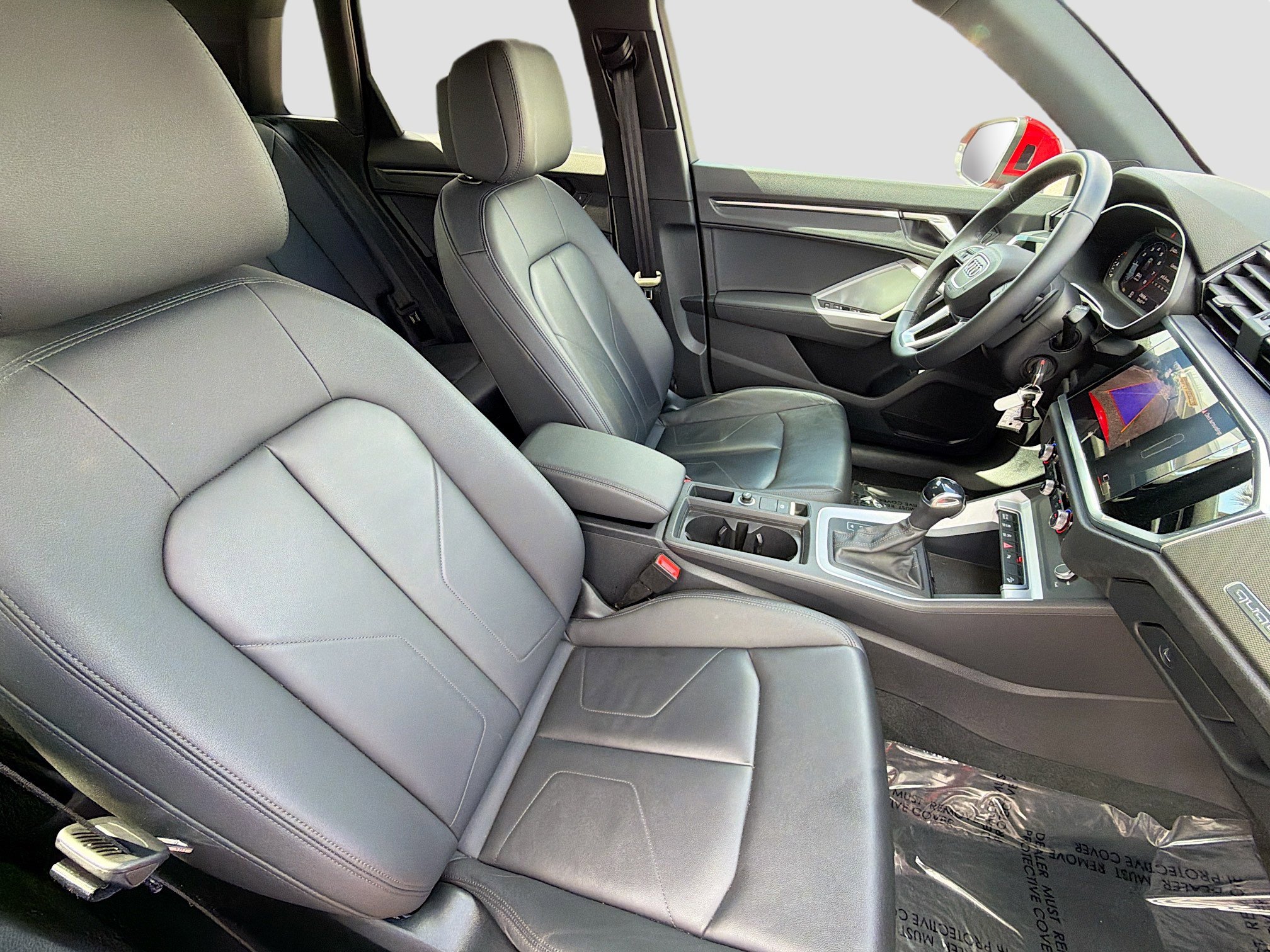 Used 2025 Audi Q3 2.0T Premium image 15