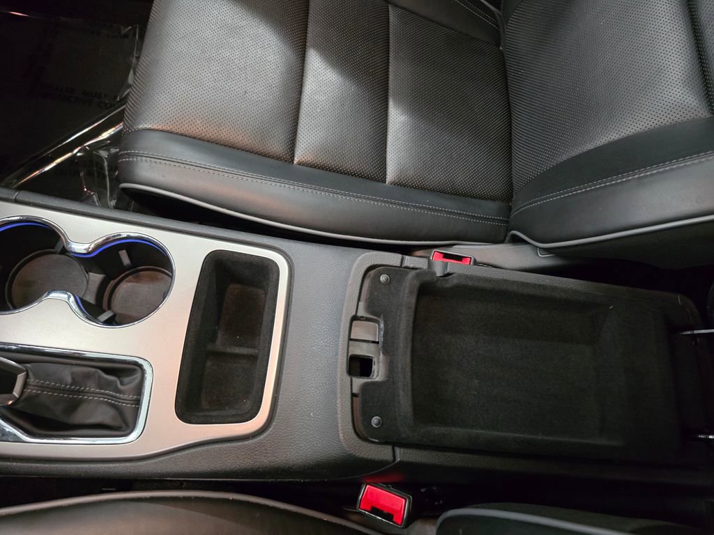 Used 2021 Jeep Grand Cherokee Overland image 28