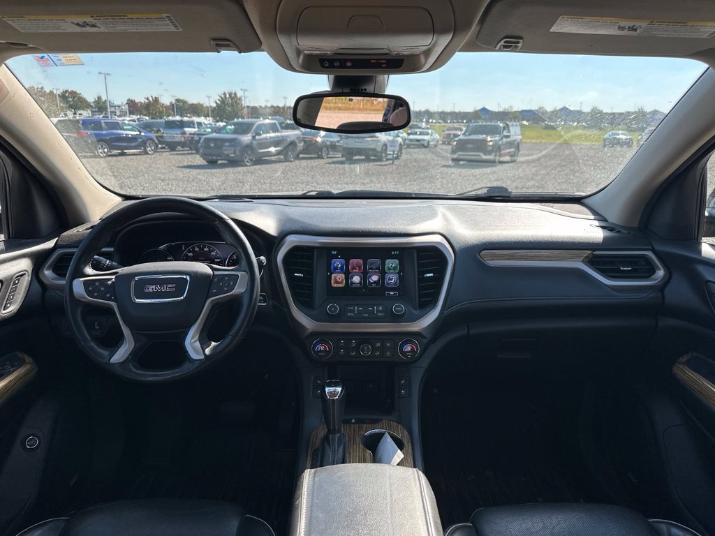 Used 2017 GMC Acadia Denali w/ Technology Package FWD image 19