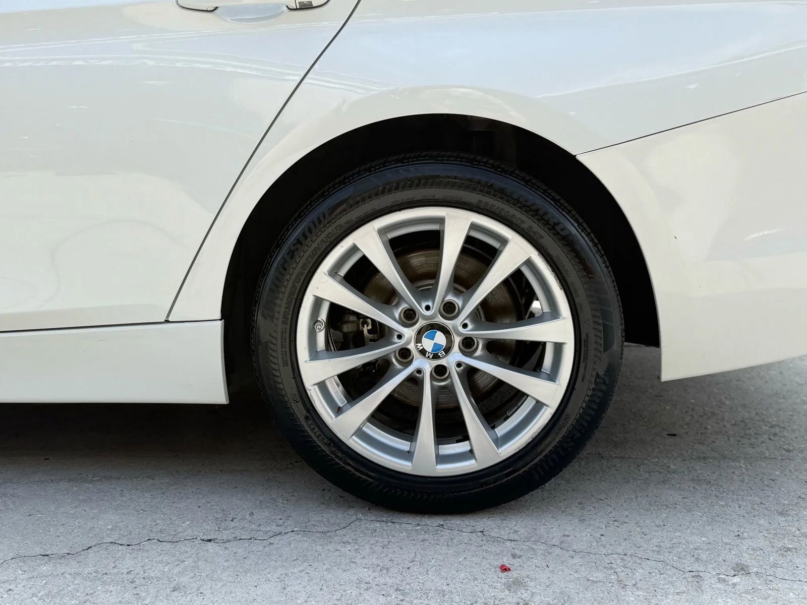 Used 2016 BMW 320i Sedan image 8