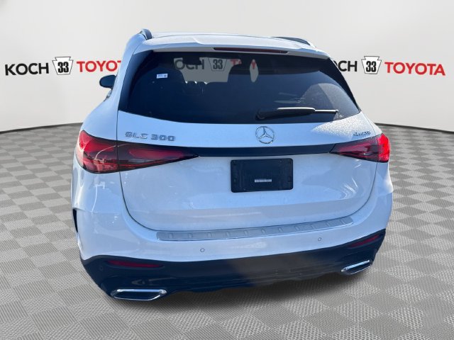 Used 2024 Mercedes-Benz GLC 300 4MATIC image 6