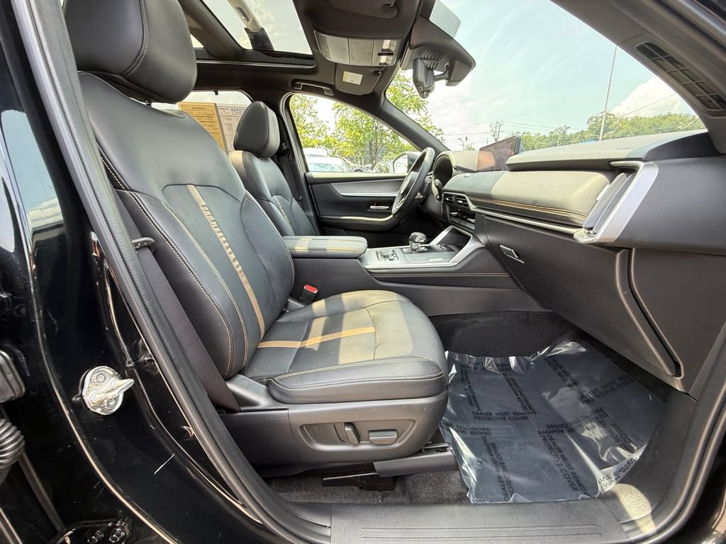 Used 2024 MAZDA CX-90 Plug-In Hybrid w/ Premium Plus AWD/4WD image 29