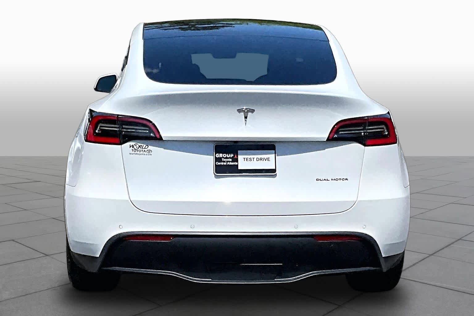 Used 2021 Tesla Model Y Long Range image 4