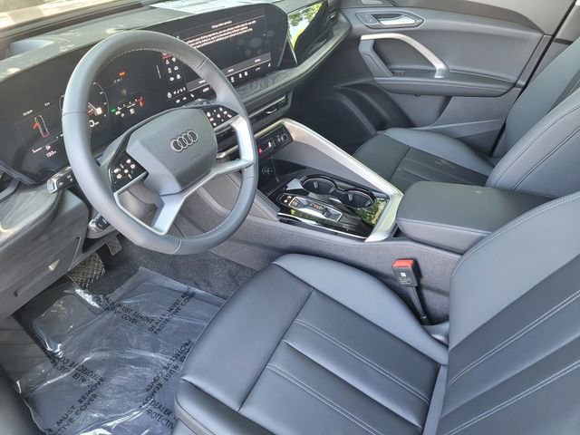 Used 2025 Audi Q5 Premium Plus w/ Premium Plus image 15
