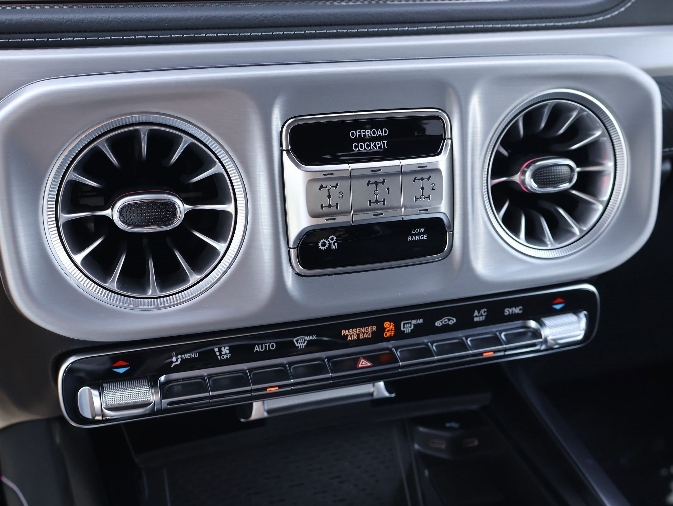 Used 2026 Mercedes-Benz G 550 image 23