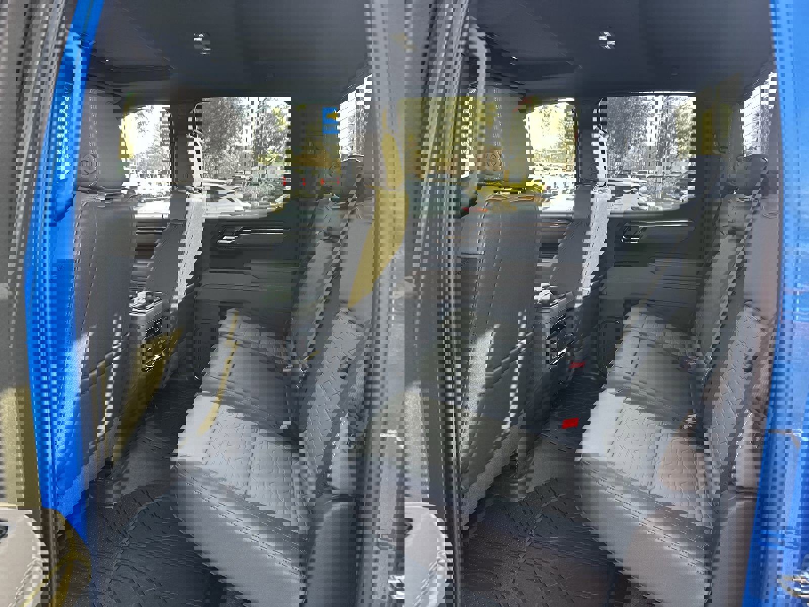 Certified 2025 Chevrolet Silverado 1500 ZR2 w/ Technology Package image 31