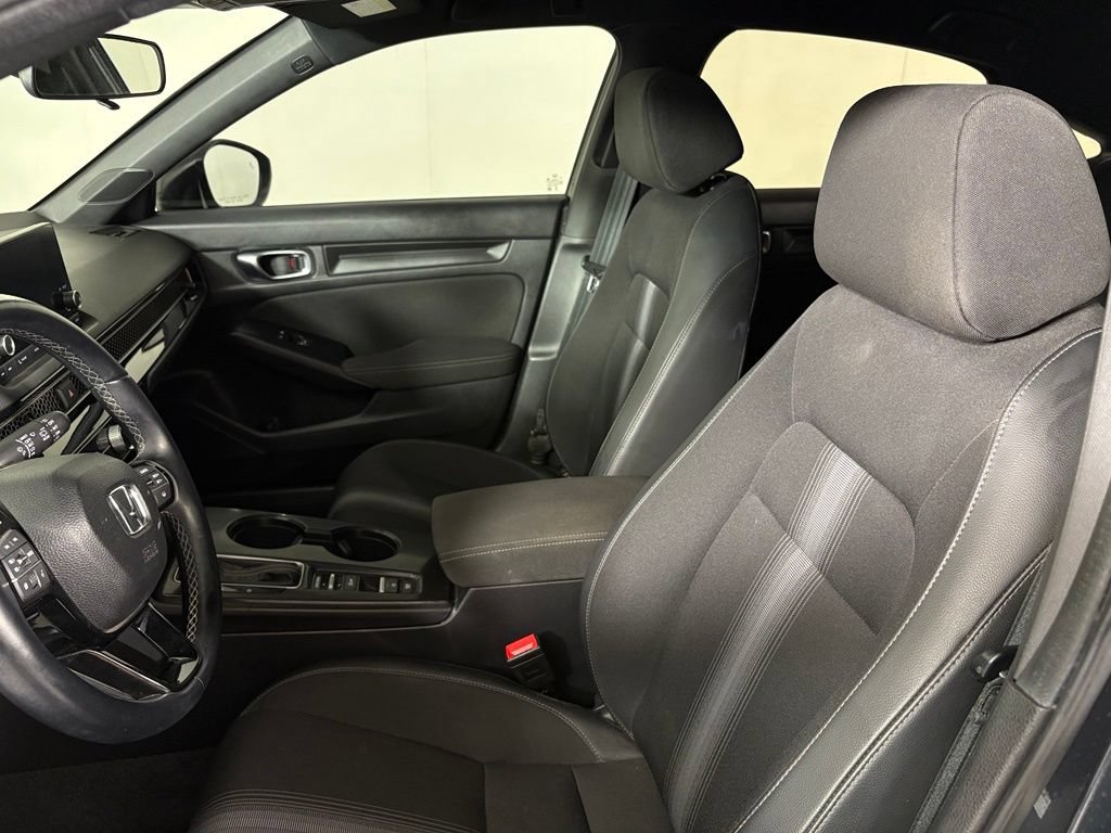 Used 2025 Honda Civic Sport image 21