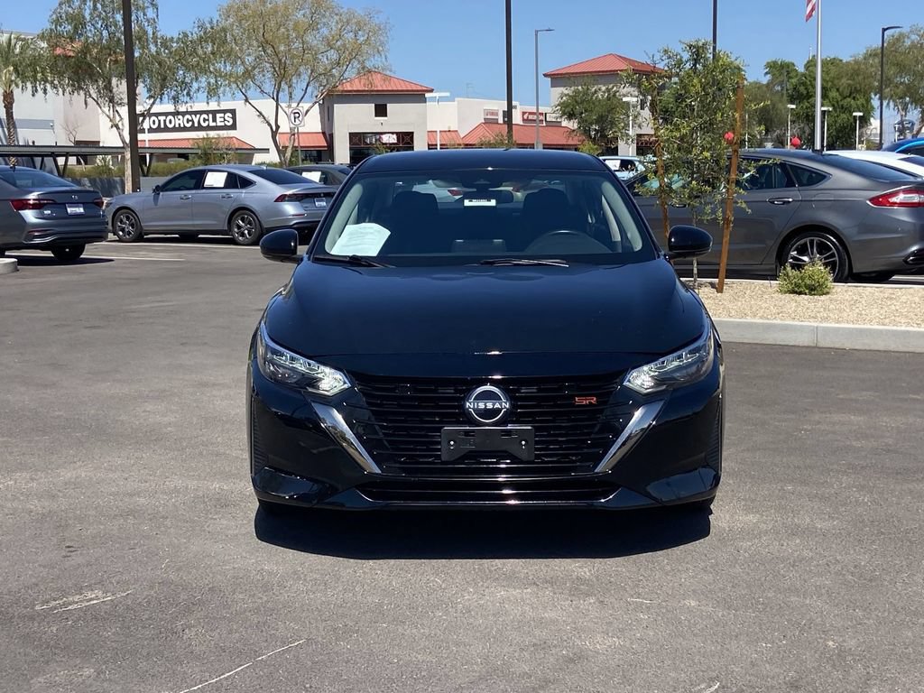Used 2025 Nissan Sentra SR FWD image 3