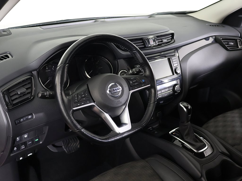 Used 2022 Nissan Rogue Sport SV w/ Technology Package image 26