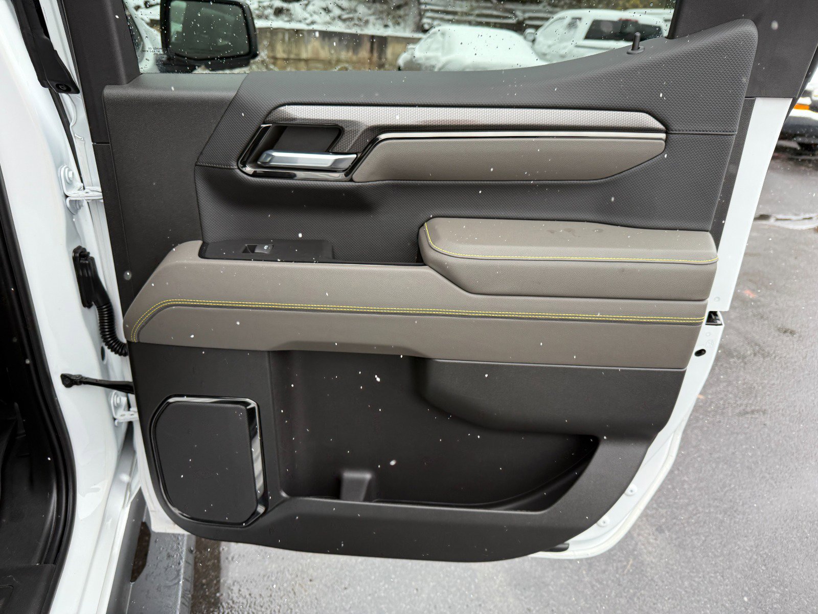 Used 2022 Chevrolet Silverado 1500 ZR2 w/ Technology Package image 22