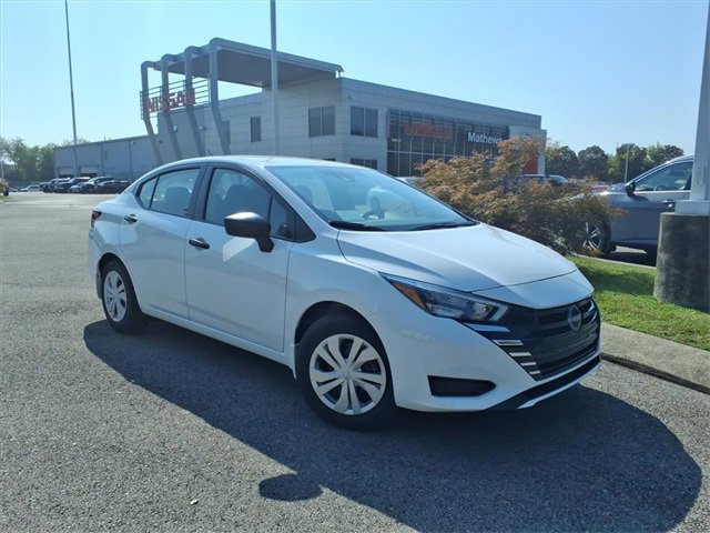 New 2025 Nissan Versa S w/ Trunk Package
