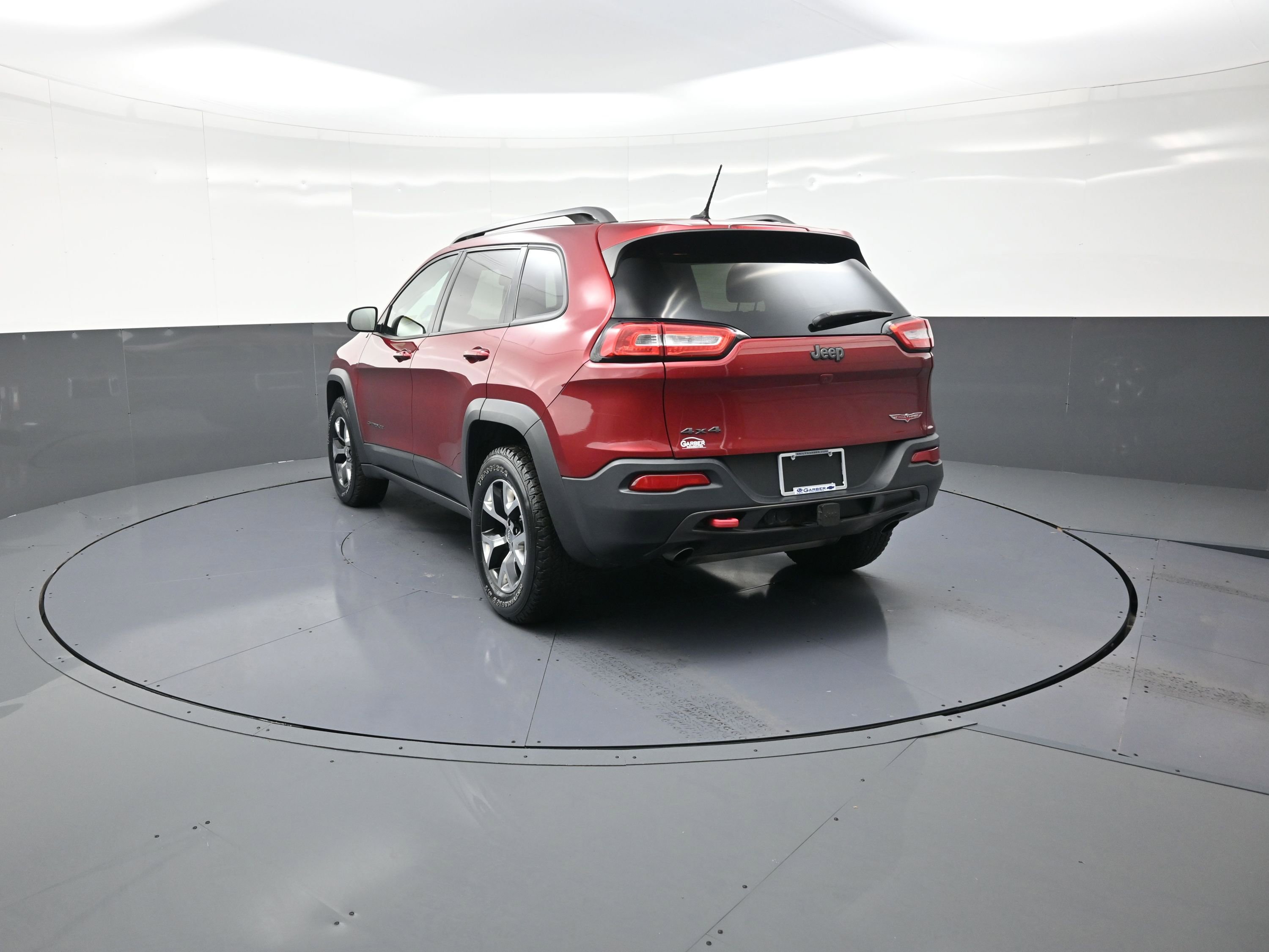 Used 2015 Jeep Cherokee Trailhawk w/ Comfort/Convenience Group image 5