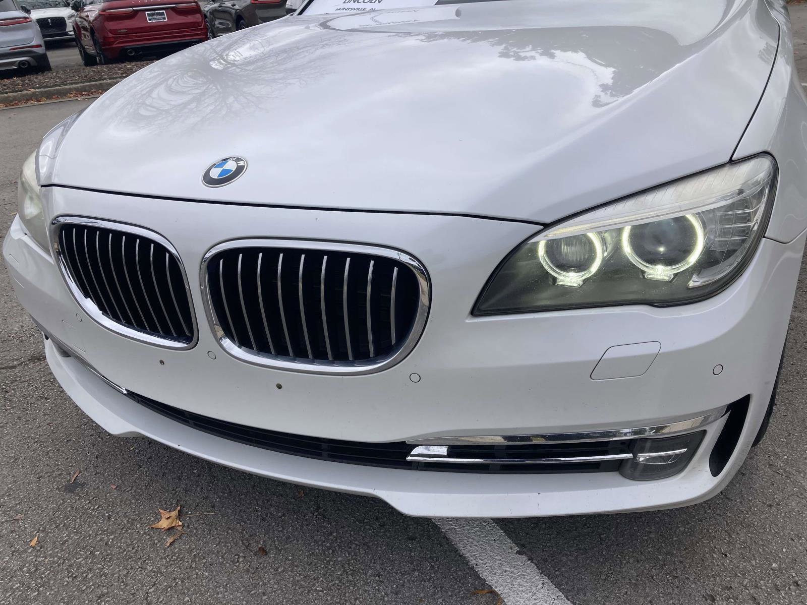 Used 2013 BMW 750Li RWD image 11