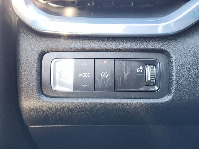 Used 2025 GMC Acadia Elevation image 22