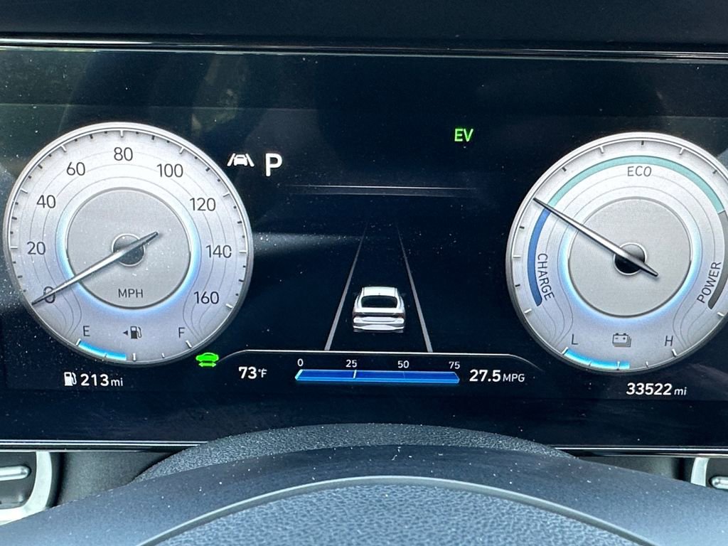 Used 2023 Hyundai Elantra Limited FWD image 19