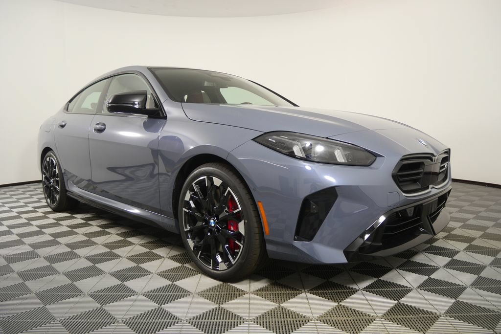 Used 2026 BMW M235i xDrive w/ Technology Package AWD/4WD image 7