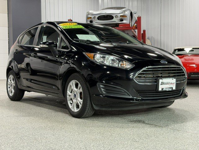 Used 2016 Ford Fiesta SE w/ Cold Weather Package FWD image 5