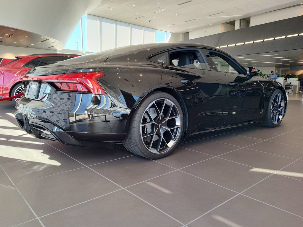 New 2026 Audi RS e-tron GT performance AWD/4WD image 3