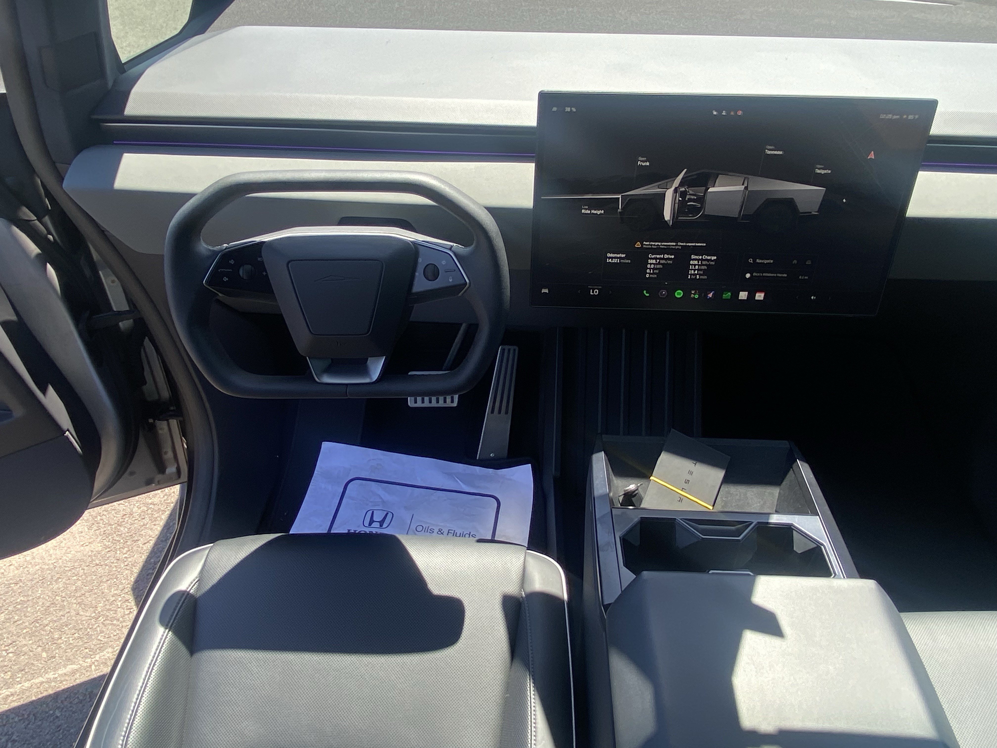 Used 2024 Tesla Cybertruck AWD Crew Cab image 12