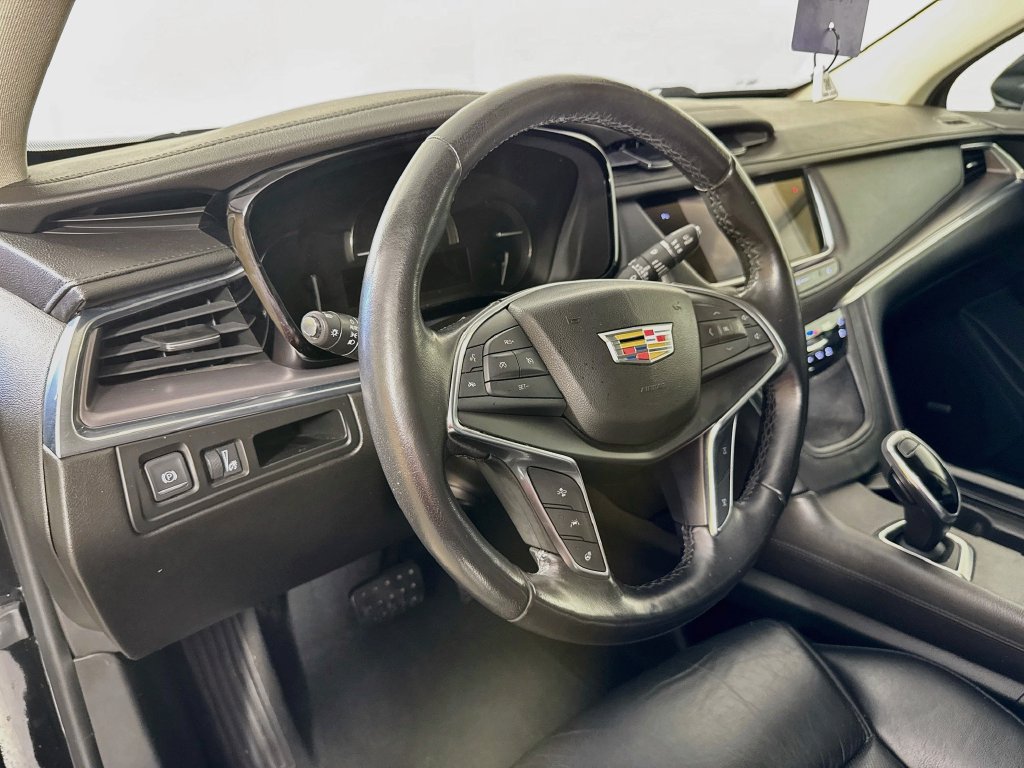 Used 2019 Cadillac XT5 Premium Luxury AWD/4WD image 9