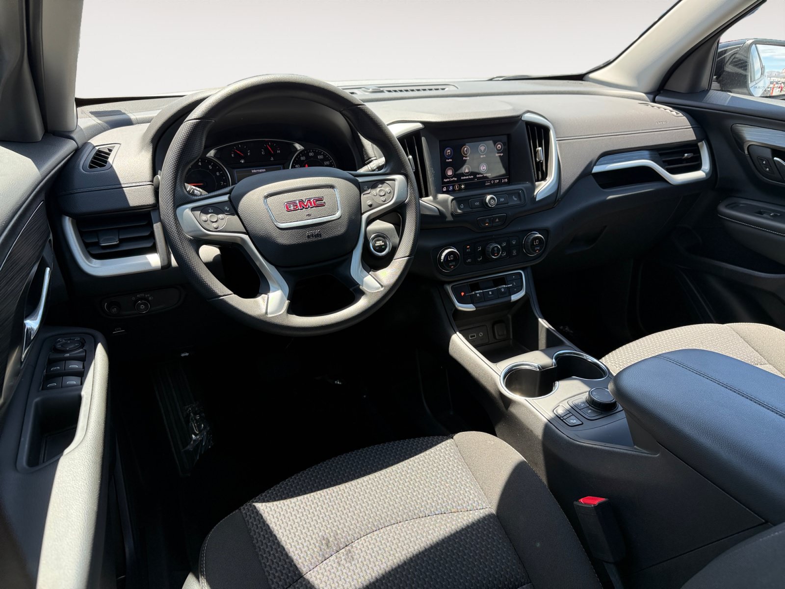 Used 2023 GMC Terrain SLE w/ Driver Convenience Package FWD image 15