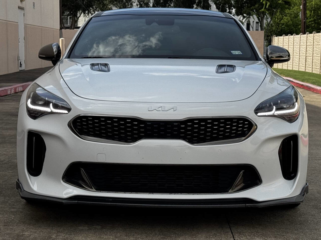 Used 2020 Kia Stinger GT1 image 9