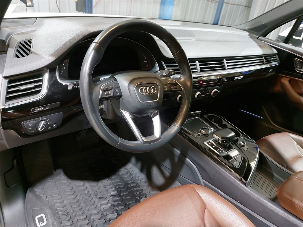 Used 2019 Audi Q7 3.0T Premium Plus w/ Premium Plus Package image 17