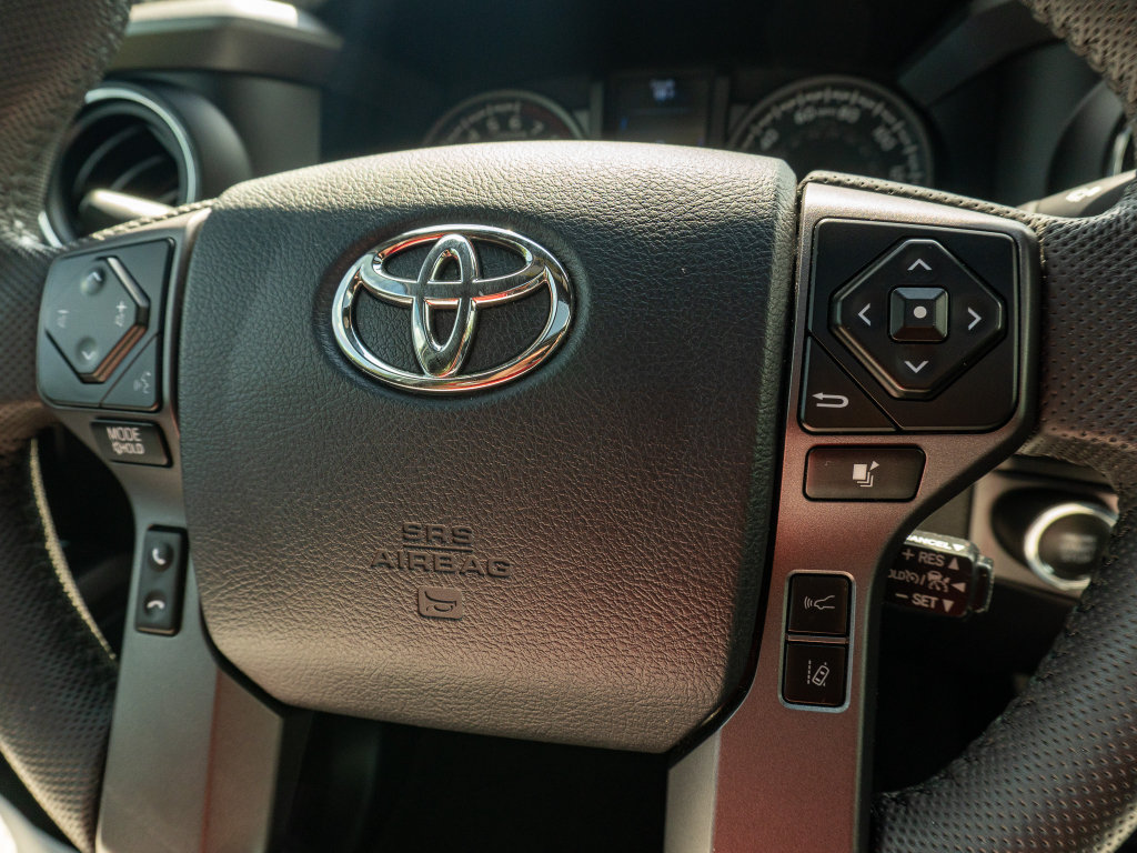 Used 2020 Toyota Tacoma TRD Pro AWD/4WD image 31