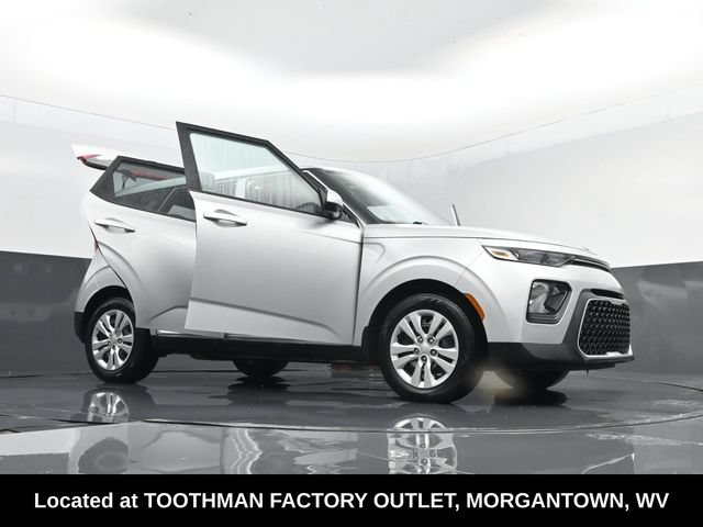 Used 2021 Kia Soul LX FWD image 29