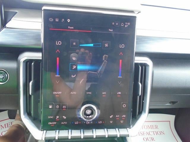 Certified 2026 GMC Acadia Elevation w/ Elevation Premium Package AWD/4WD image 14