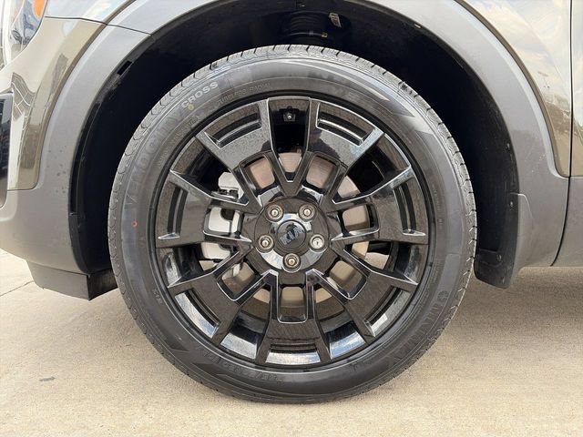 Used 2021 Kia Telluride EX w/ EX Premium Package AWD/4WD image 19