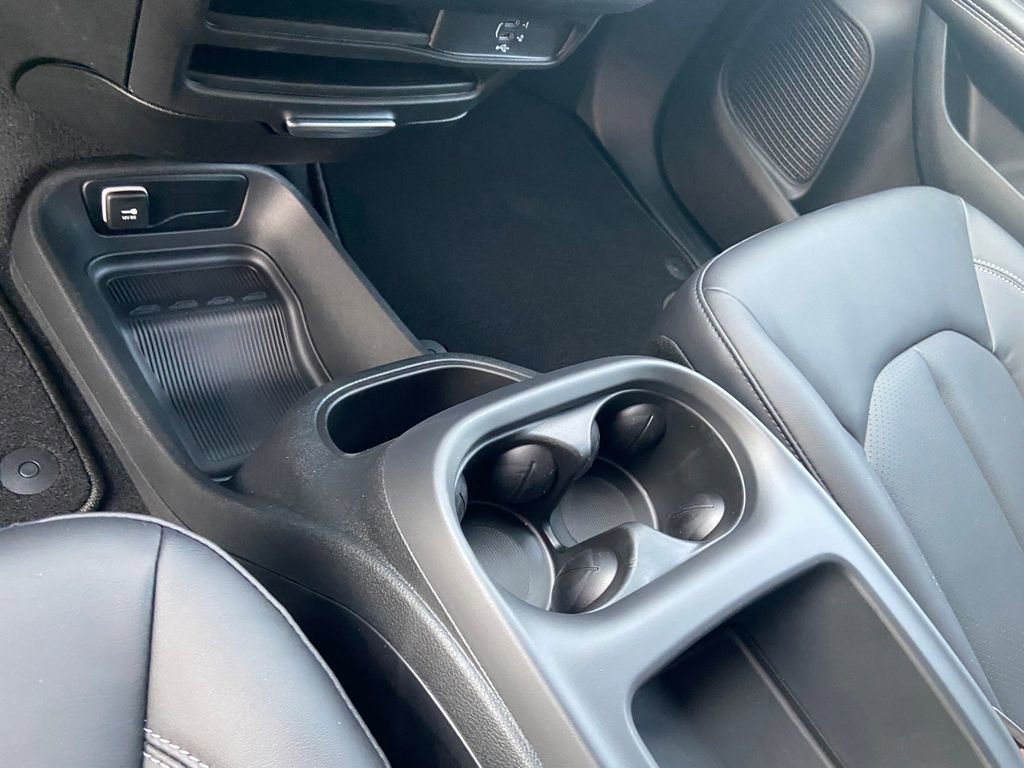 New 2026 Chrysler Pacifica Select image 20