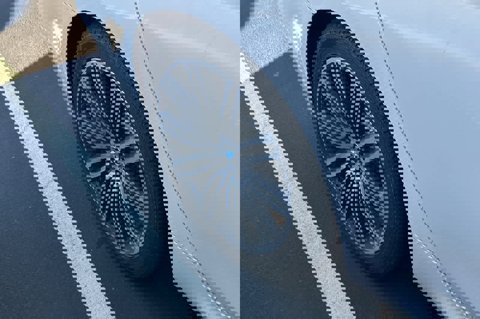 Used 2019 BMW 540i w/ M Sport Package image 14