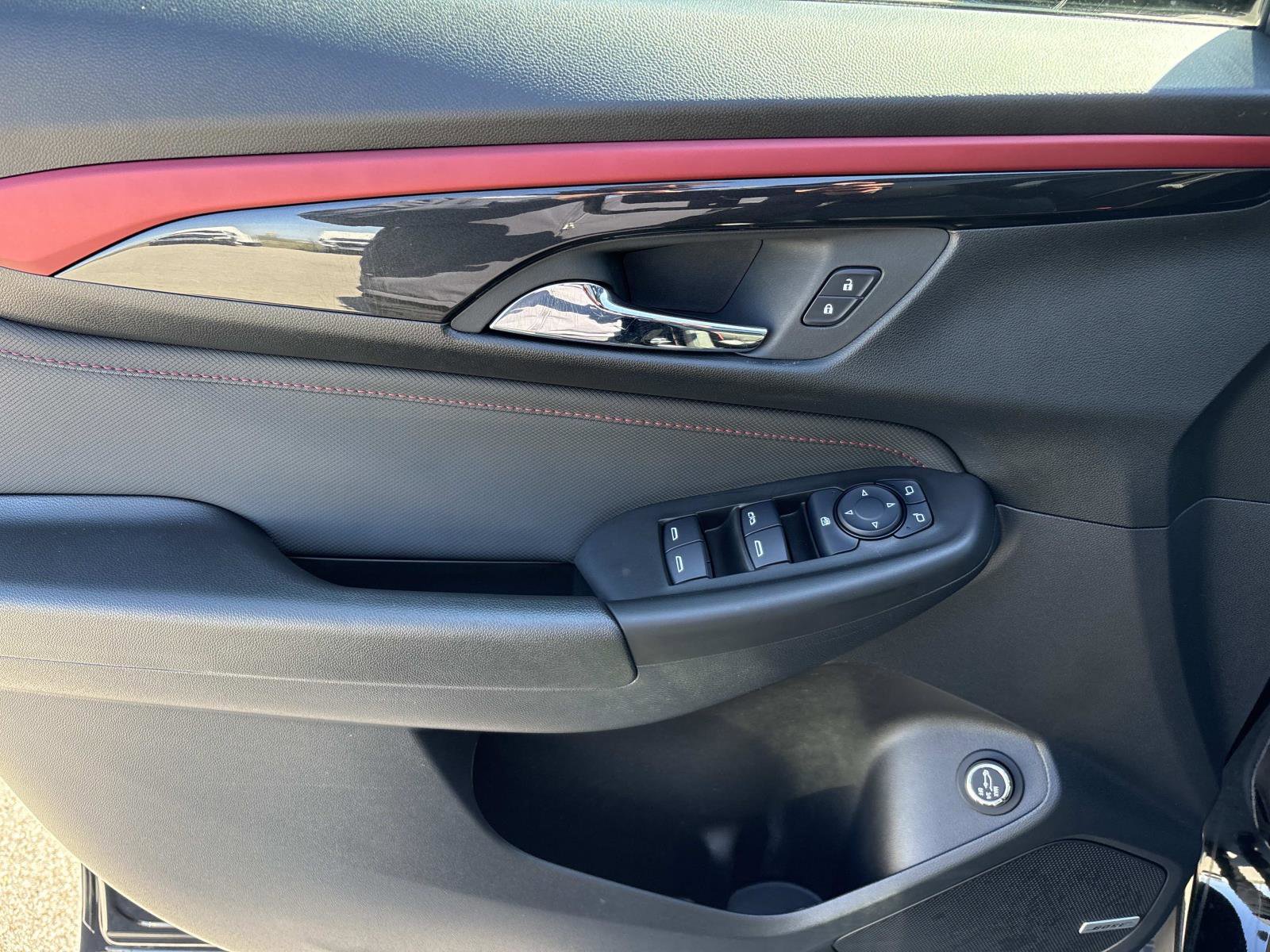 Certified 2025 Chevrolet TrailBlazer RS w/ Convenience Package image 12