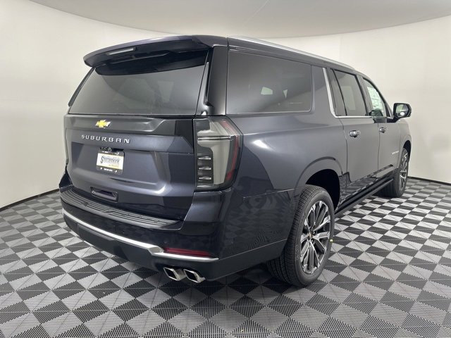New 2026 Chevrolet Suburban High Country image 2