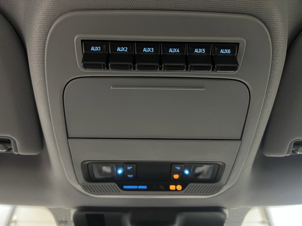 New 2026 Ford F550 4x4 Regular Cab Super Duty image 22