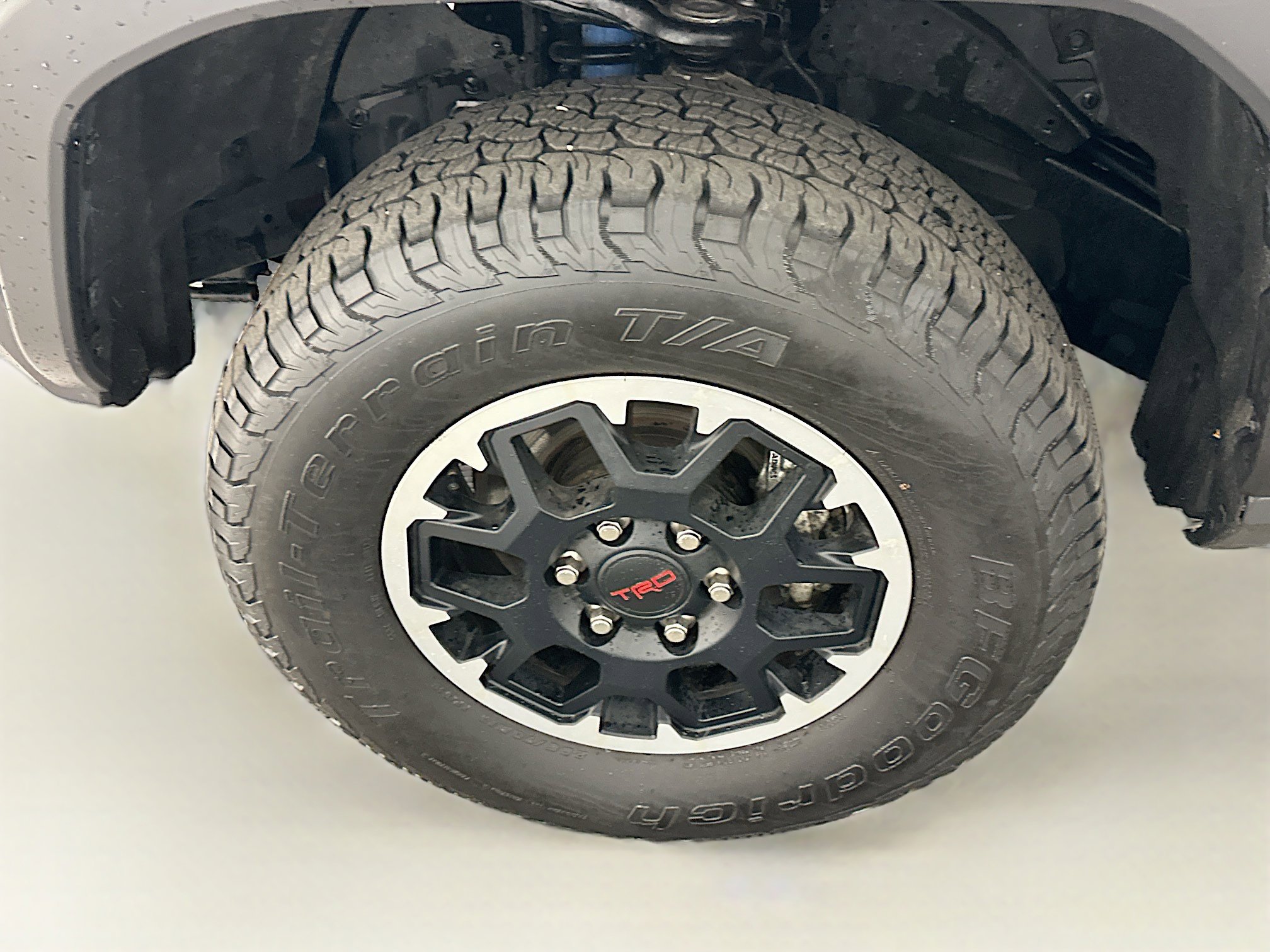 Used 2025 Toyota Tacoma TRD Off-Road image 11