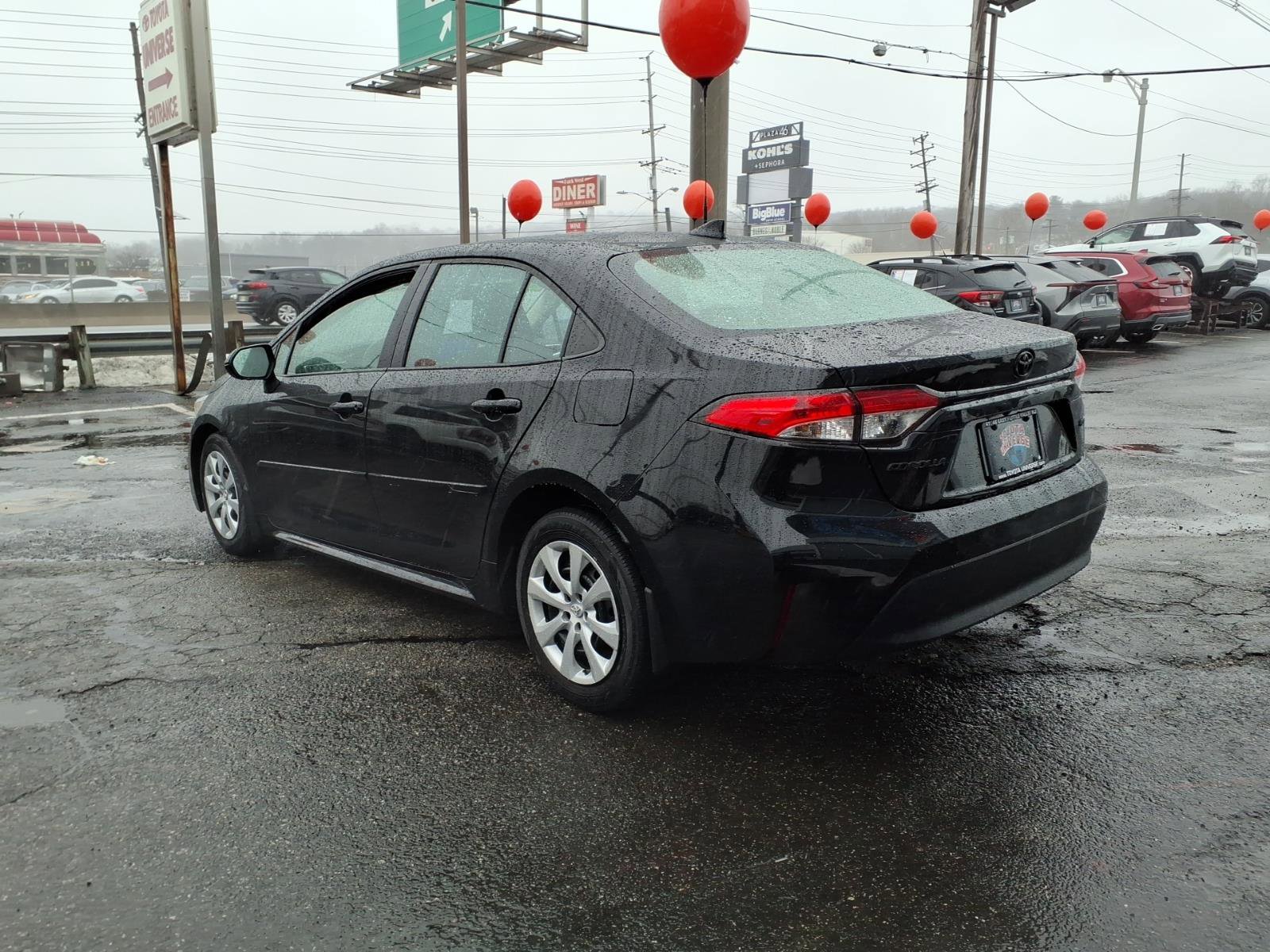 Certified 2023 Toyota Corolla LE image 4