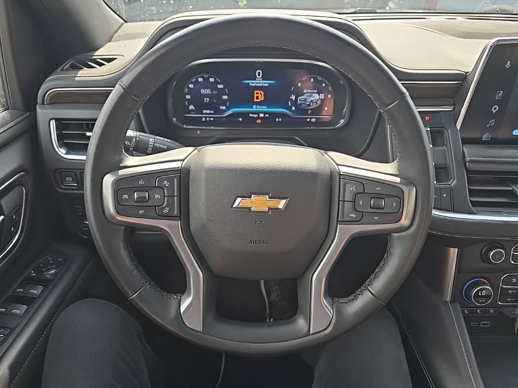 Used 2024 Chevrolet Suburban Premier AWD/4WD image 25