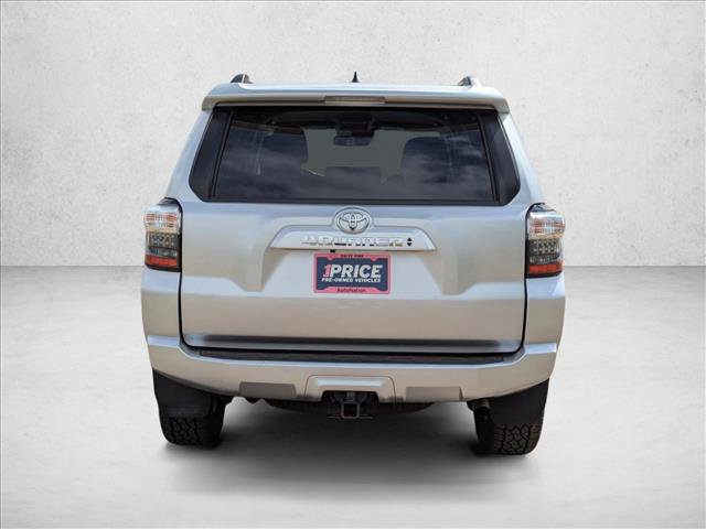 Used 2022 Toyota 4Runner SR5 AWD/4WD image 7