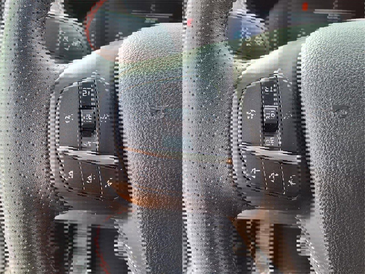 Used 2024 Ford Escape ST-Line image 27