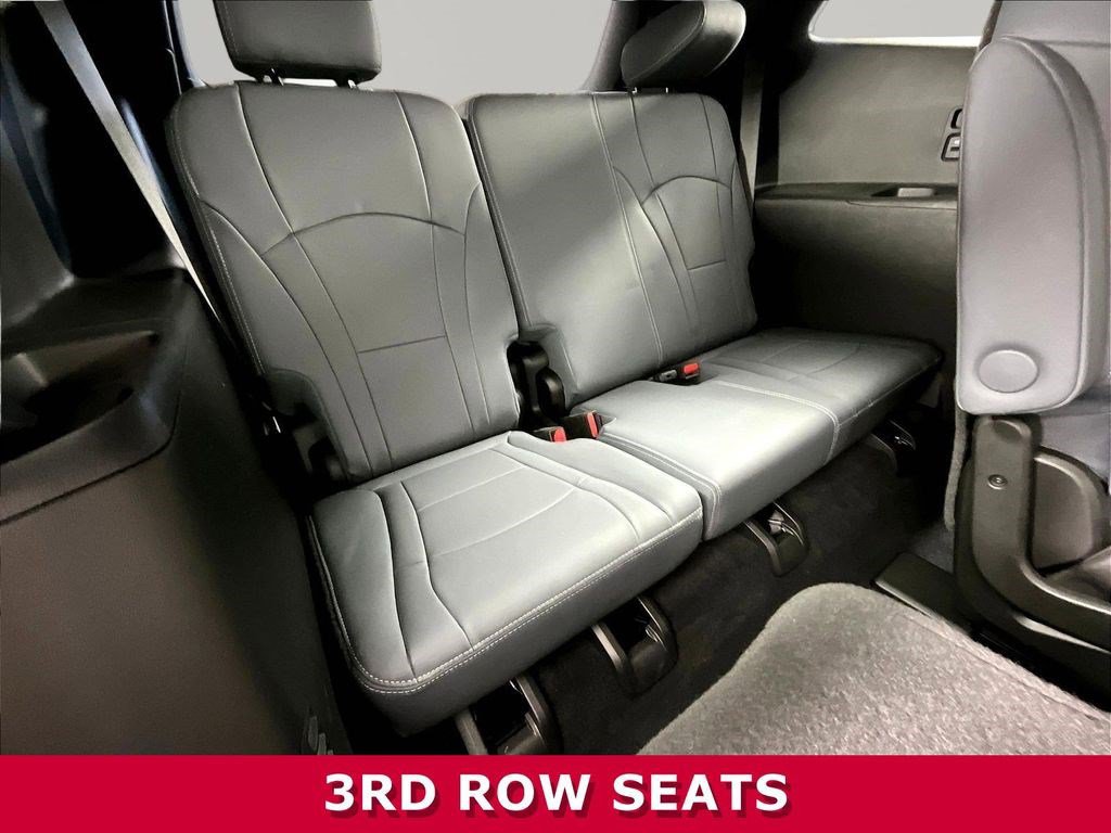 Used 2023 Buick Enclave Essence FWD image 24