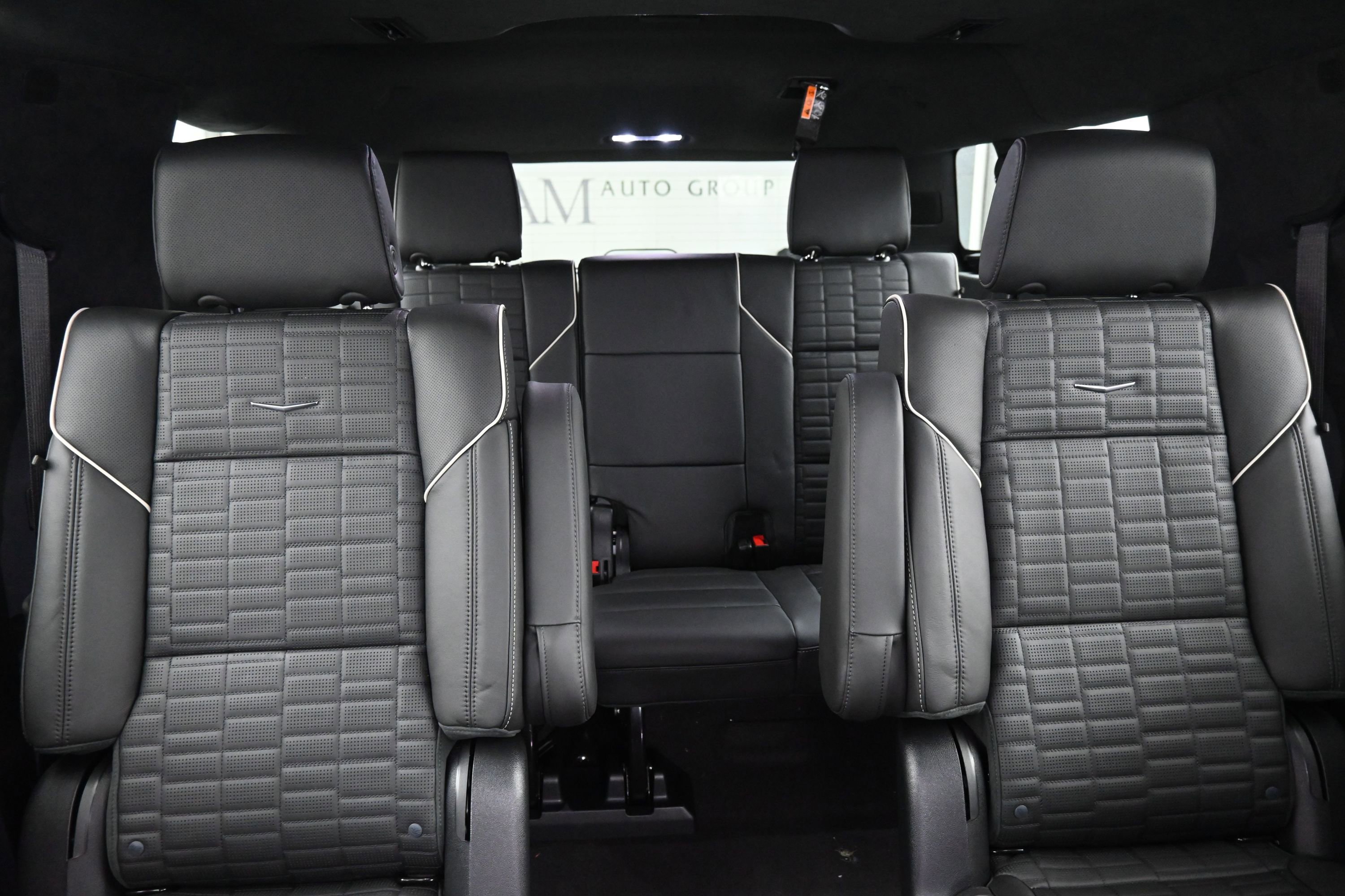 New 2026 Cadillac Escalade ESV Platinum Sport w/ LPO, Floor Liner Package AWD/4WD image 14