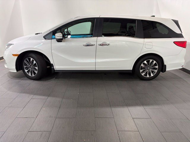 Used 2024 Honda Odyssey EX-L image 2