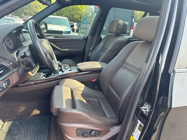 Used 2009 BMW X5 xDrive48i AWD/4WD image 13