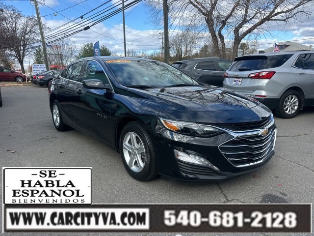 Used 2024 Chevrolet Malibu LT image 1