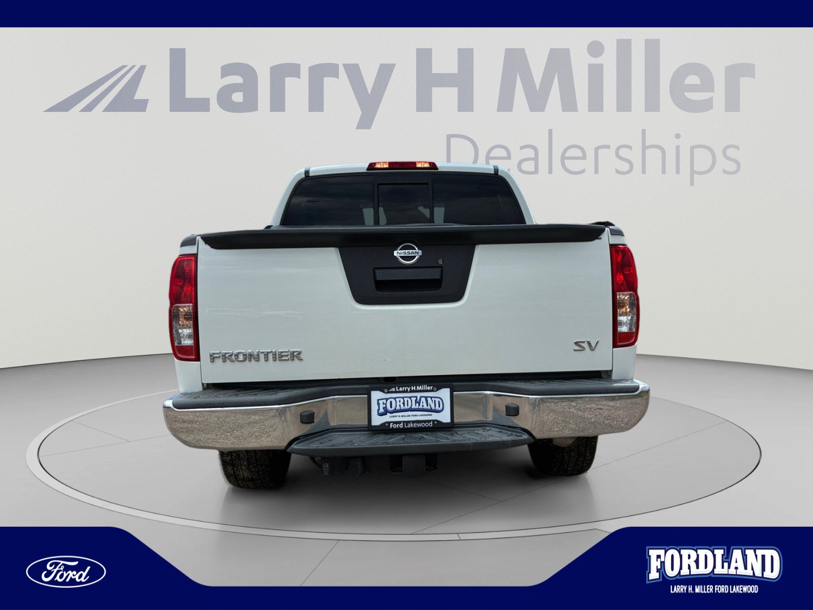 Used 2018 Nissan Frontier SV RWD image 4