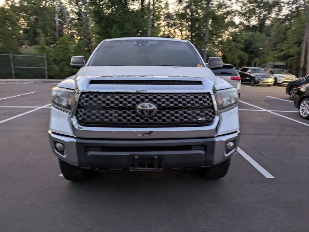 Used 2020 Toyota Tundra SR5 w/ SR5 Upgrade Package AWD/4WD image 2