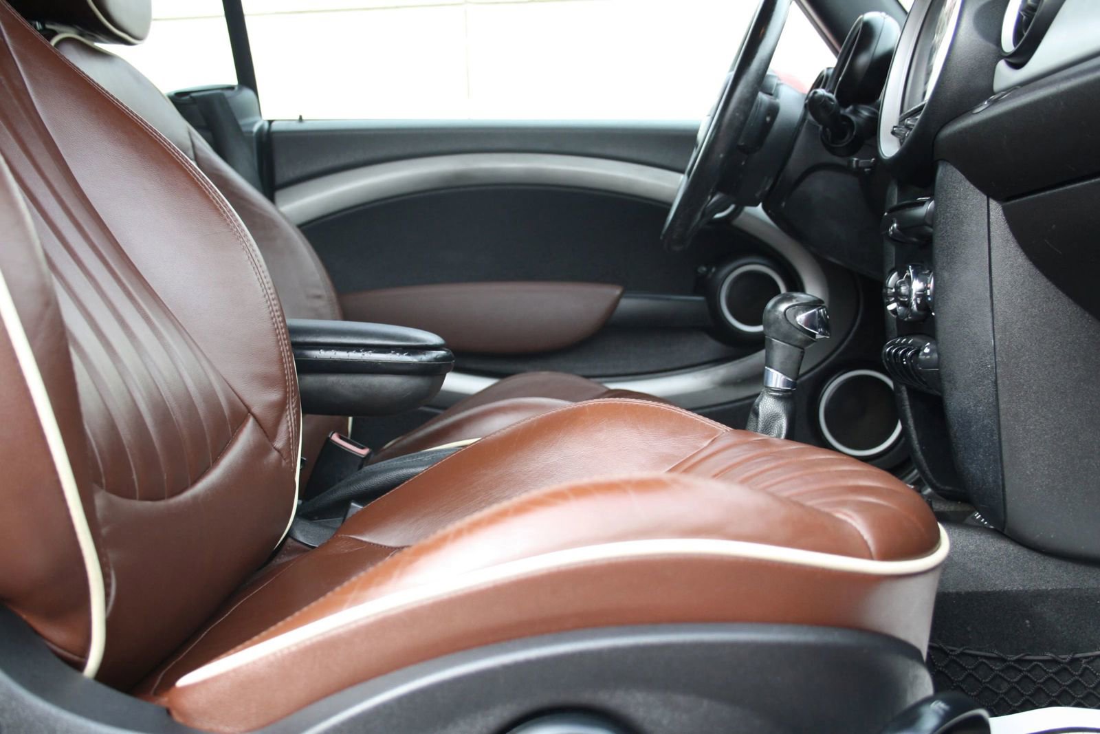 Used 2013 MINI Cooper Convertible image 8