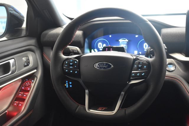 Used 2026 Ford Explorer ST w/ Sun And Sound Package AWD/4WD image 24
